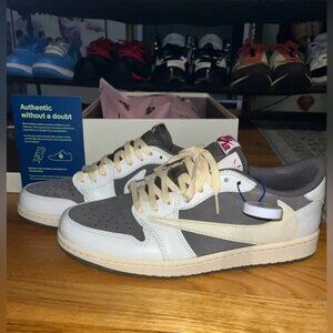 Air Jordan 1 Retro Low OG SP Travis Scott Reverse Mocha